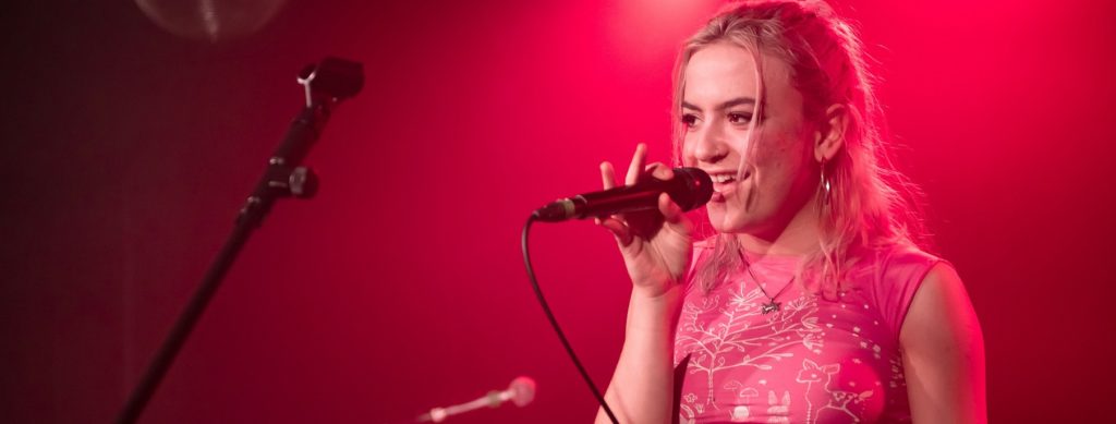 INsiders Guide: Chloe Lilac, BadMoodRude, Hot Chelle Rae, Sophie Jenkinson, Blonde Diamond, Ezra Jordan, Larkins….