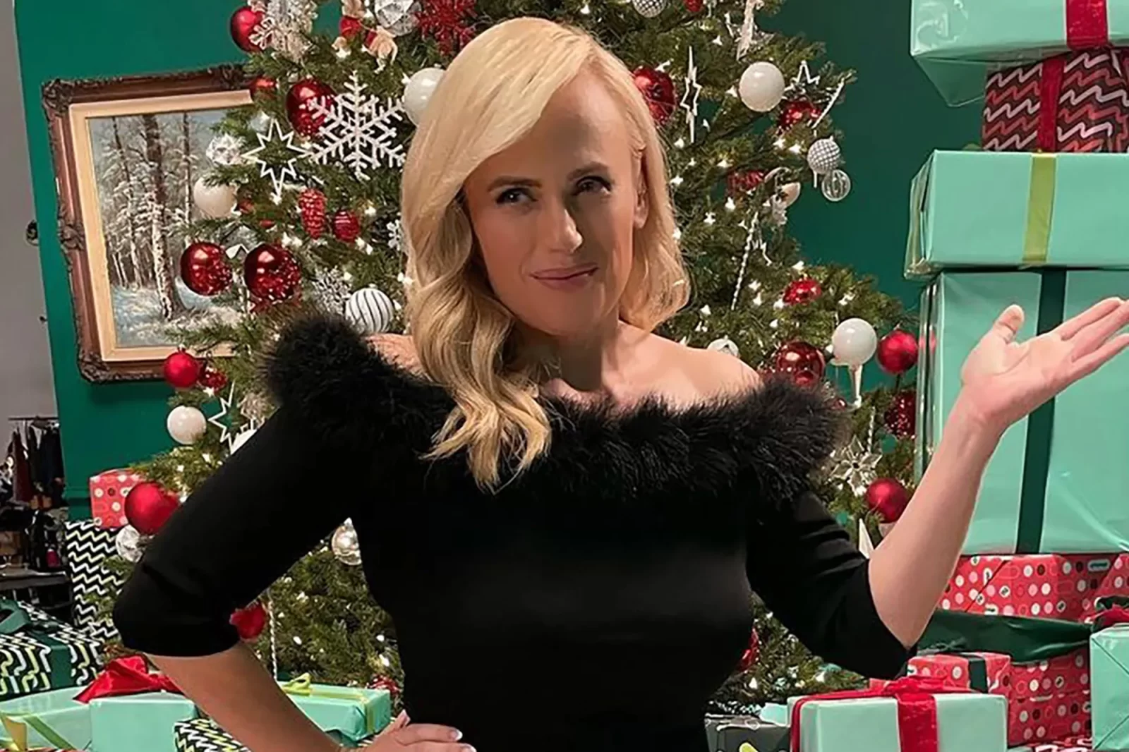 Details On Rebel Wilson’s Upcoming Christmas Movie ‘Tinsel Town’