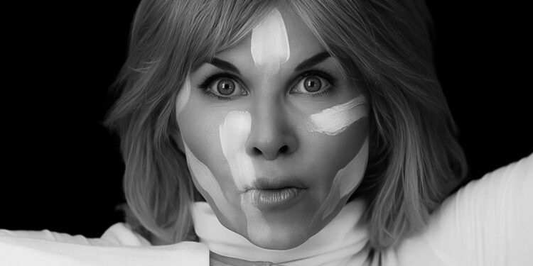 INsiders Guide: Izzi Stone, Light Bird, SadBoi, ELLE SHIMADA, Sanford:…