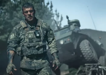 Trailer: Alan Ritchson Leads Netflix Sci-Fi Action Movie ‘War Machine’