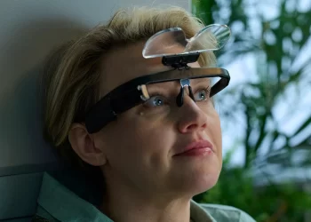 Trailer: Hulu’s Upcoming Sci-Fi Movie ‘In the Blink of an Eye’