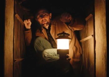 Trailer: Adam Scott in The Terrifying ‘Hokum’