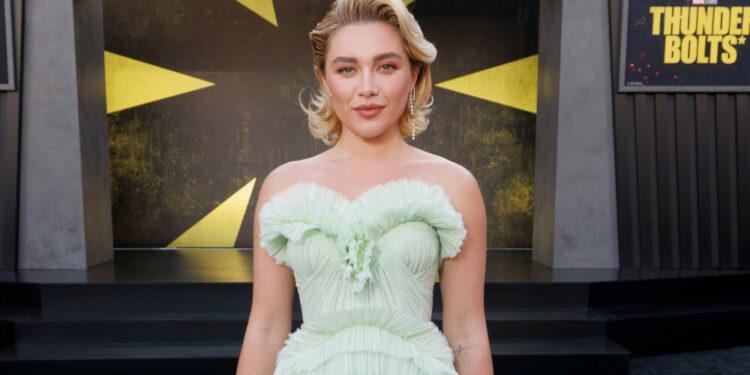 Florence Pugh to Star in and Produce Fantasy Drama “The Midnight Library”
