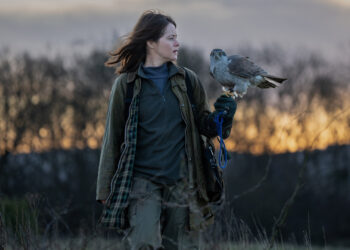 The Review: Soaring in Stillness – ‘H is for Hawk’