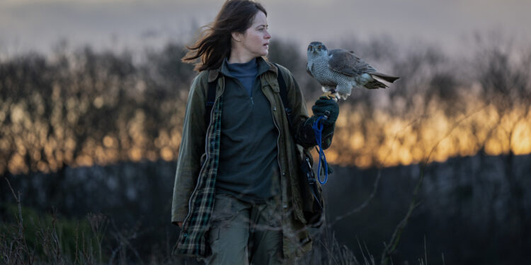 The Review: Soaring in Stillness – ‘H is for Hawk’
