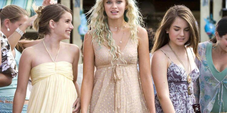 Emma Roberts Returns in Surprise Sequel as Disney+ Develops “Aquamarine” TV Series