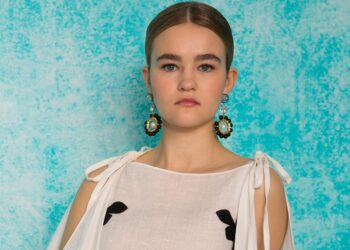 Millicent Simmonds to Star and Co-Write Crime Thriller “Grace”