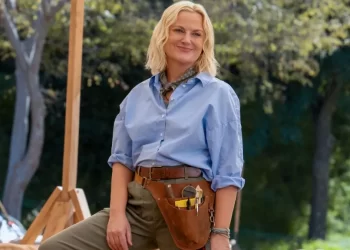 First Look At Amy Poehler New Peacock TV Show