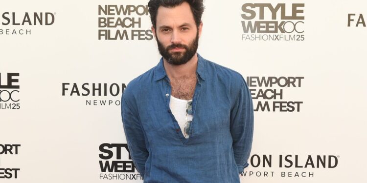 Penn Badgley to Star in Amazon’s Dark Comedy Murder Mystery Everyone in ‘My Family Has Killed Someone’