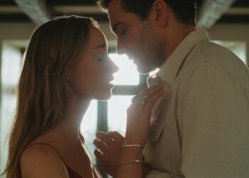 Trailer: Jake Gyllenhaal Enters a Supernatural Romance in M. Night Shyamalan’s Chilling ‘Remain‘