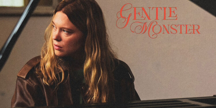 Trailer: Léa Seydoux Faces a Terrifying Family Nightmare in Netflix’s ‘Gentle Monster’